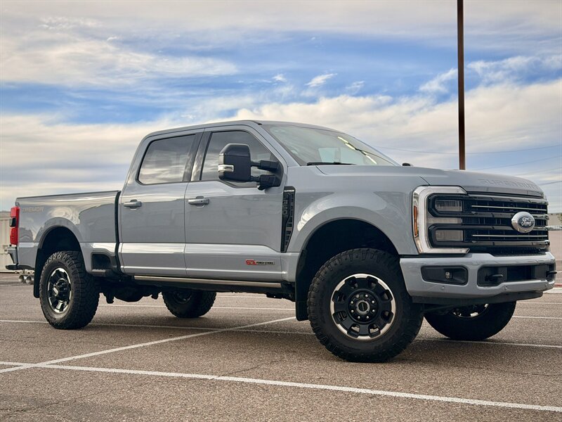 2025 Ford F-350 Super Duty Platinum DIESEL HI OUTPUT TRUCK TREMOR  