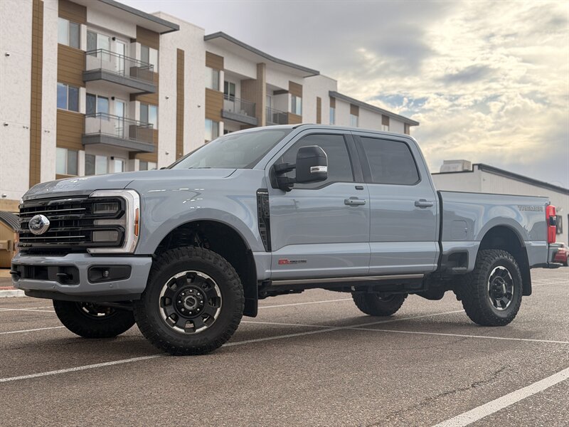 2025 Ford F-350 Super Duty Platinum DIESEL HI OUTPUT TRUCK TREMOR  