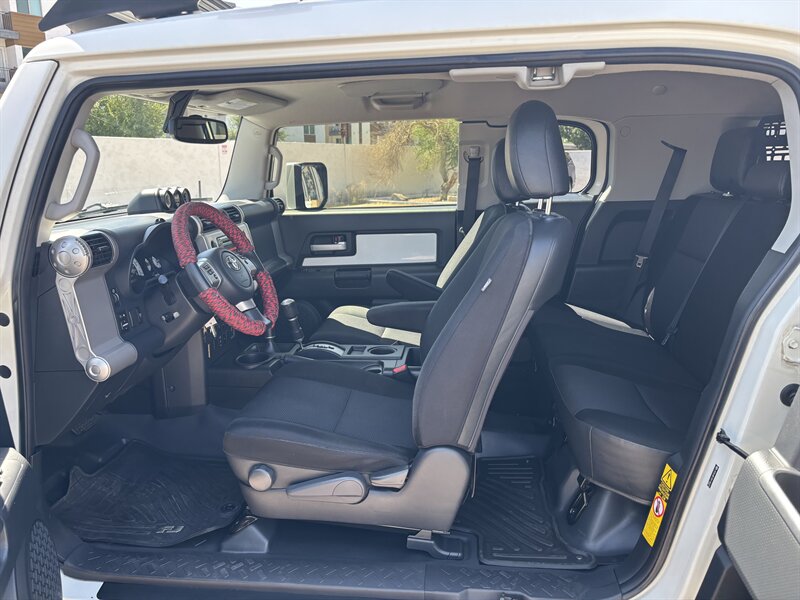 2014 Toyota FJ Cruiser 4WD SUV 84K MI UPGRADE PKG TOYOTA FJ CRUISER 4X4 - Photo 52 - Scottsdale, AZ 85257