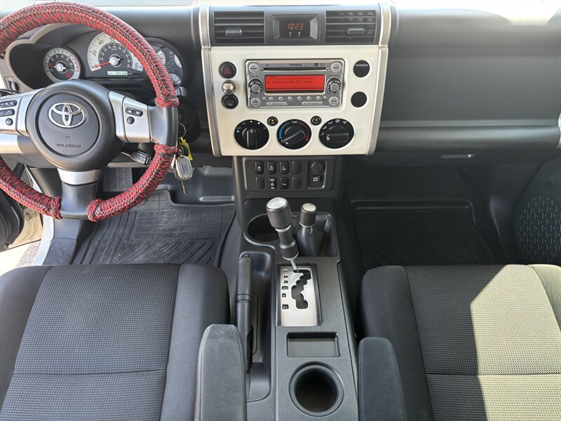 2014 Toyota FJ Cruiser 4WD SUV 84K MI UPGRADE PKG TOYOTA FJ CRUISER 4X4 - Photo 35 - Scottsdale, AZ 85257