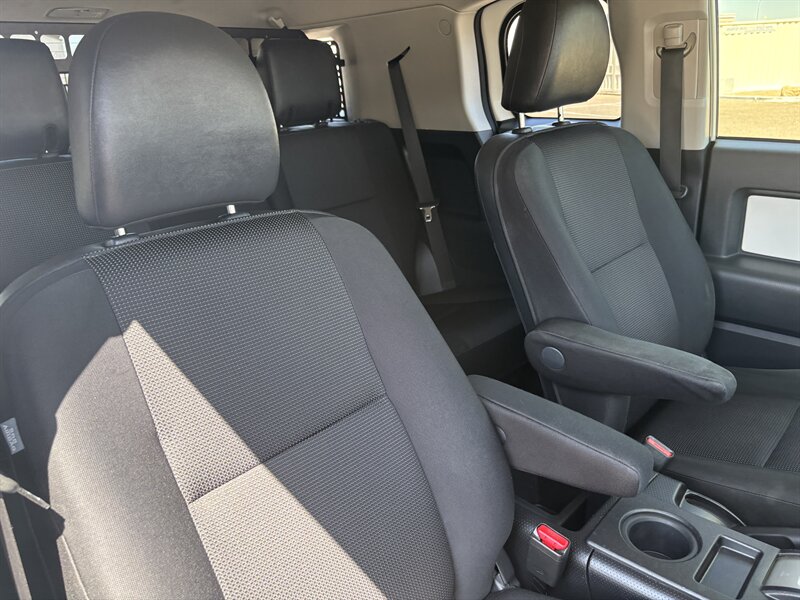 2014 Toyota FJ Cruiser 4WD SUV 84K MI UPGRADE PKG TOYOTA FJ CRUISER 4X4 - Photo 44 - Scottsdale, AZ 85257