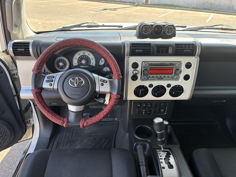 2014 Toyota FJ Cruiser 4WD SUV 84K MI UPGRADE PKG TOYOTA FJ CRUISER 4X4 - Photo 24 - Scottsdale, AZ 85257