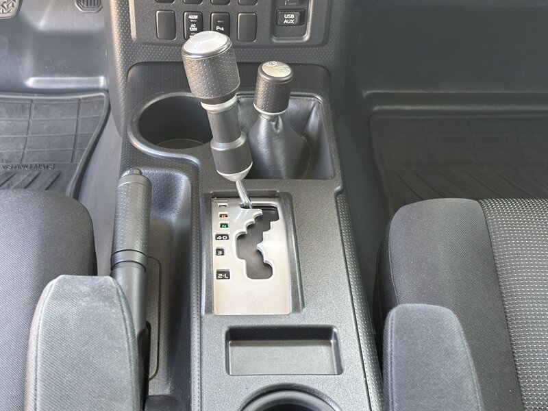 2014 Toyota FJ Cruiser 4WD SUV 84K MI UPGRADE PKG TOYOTA FJ CRUISER 4X4 - Photo 30 - Scottsdale, AZ 85257