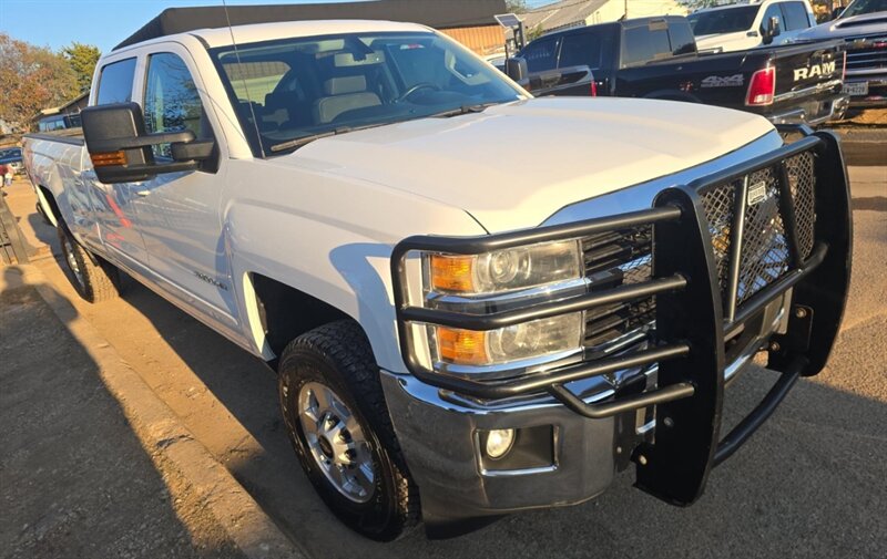 2015 Chevrolet Silverado 2500 LONG BED DIESEL TRUCK 4WD CHEVY SILVERADO 2500 4X4 - Photo 2 - Scottsdale, AZ 85257
