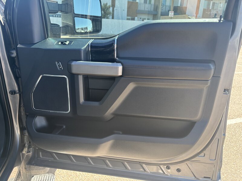 2022 Ford F-450 Super Duty Platinum DUALLY DIESEL TRUCK 4WD FORD F450 4X4 - Photo 30 - Scottsdale, AZ 85257