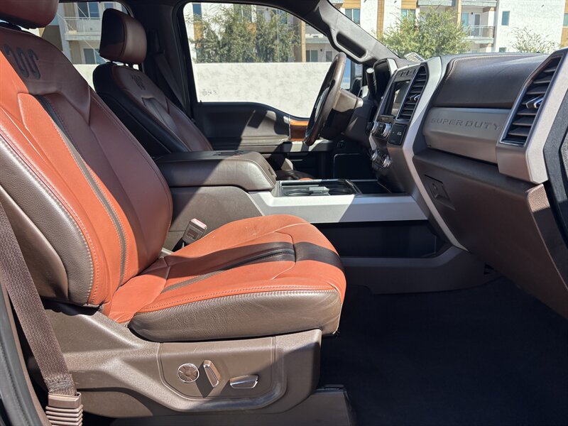 2021 Ford F-350 Super Duty King Ranch - Photo 28