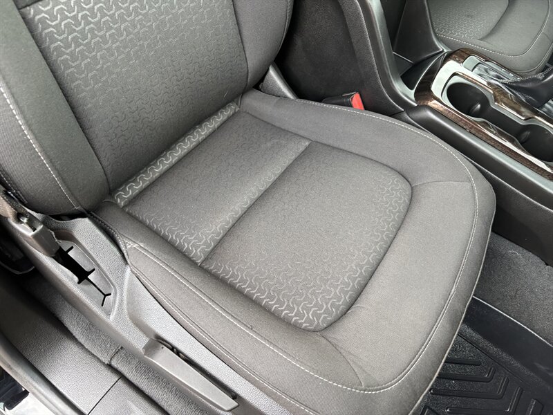 2022 GMC Canyon 4WD TRUCK 53K MI CARFAX 1 OWNER GMC CANYON 4WD GMC - Photo 33 - Scottsdale, AZ 85257