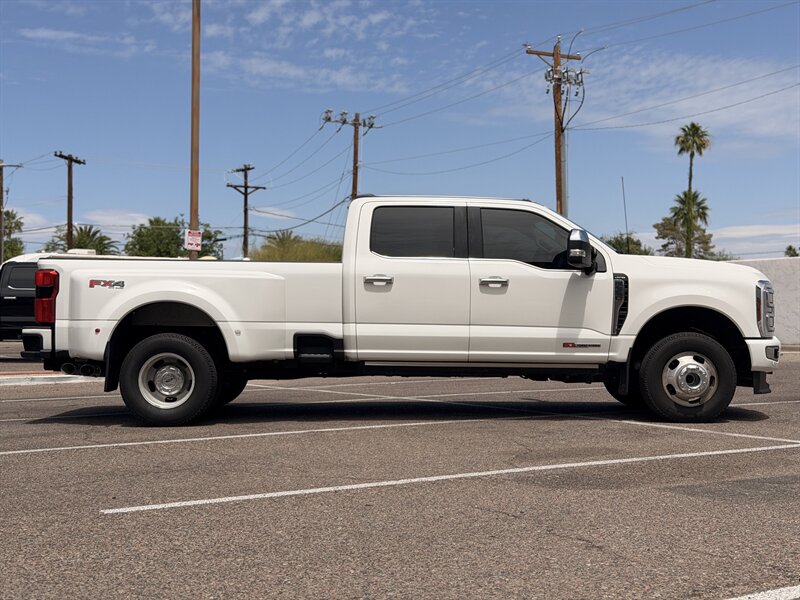 2024 Ford F-350 Super Duty Limited DUALLY DIESEL TRUCK 4WD 8K MILE  