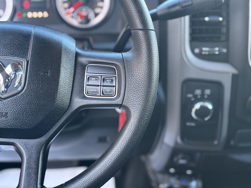 2015 RAM 2500 DIESEL TRUCK 4WD CARFAX 2 OWNER DODGE RAM 2500 4X4 - Photo 16 - Scottsdale, AZ 85257