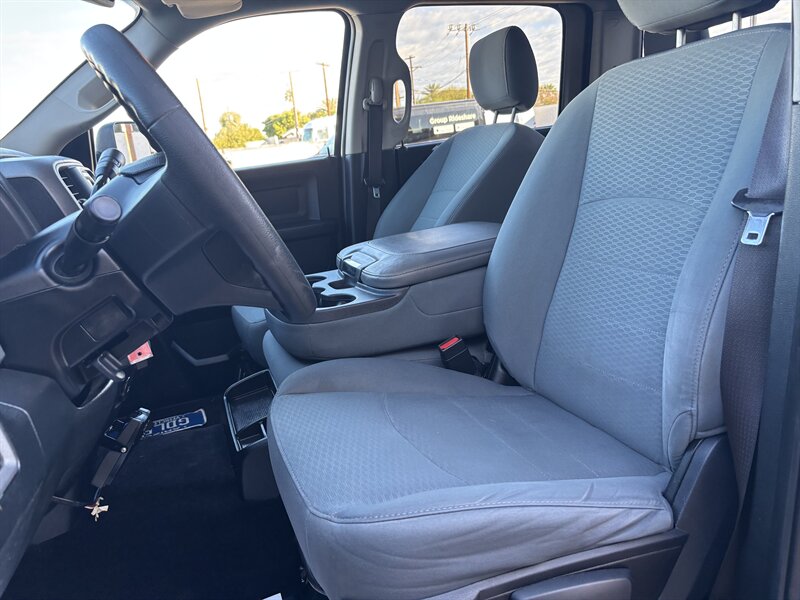 2015 RAM 2500 DIESEL TRUCK 4WD CARFAX 2 OWNER DODGE RAM 2500 4X4 - Photo 12 - Scottsdale, AZ 85257