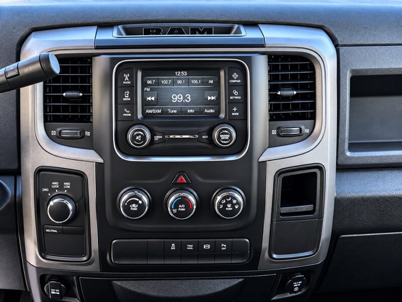 2015 RAM 2500 DIESEL TRUCK 4WD CARFAX 2 OWNER DODGE RAM 2500 4X4 - Photo 12 - Scottsdale, AZ 85257