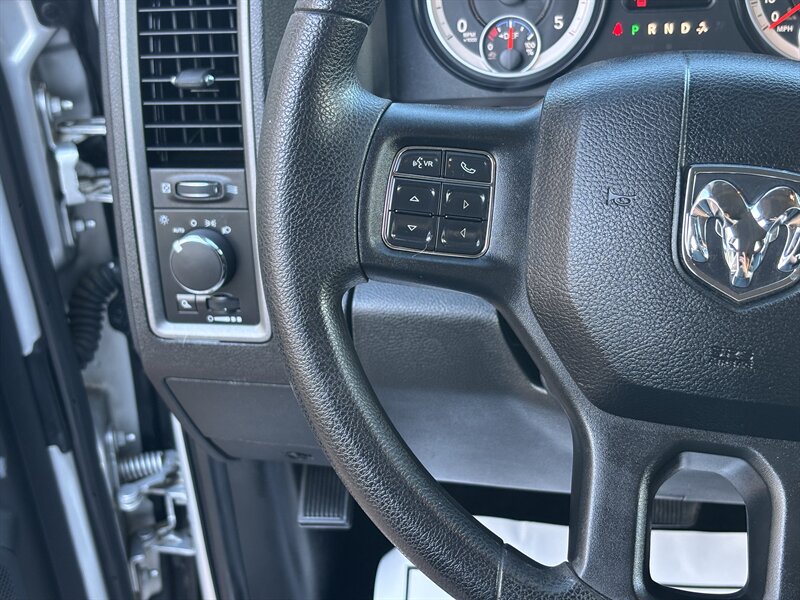 2015 RAM 2500 DIESEL TRUCK 4WD CARFAX 2 OWNER DODGE RAM 2500 4X4 - Photo 15 - Scottsdale, AZ 85257