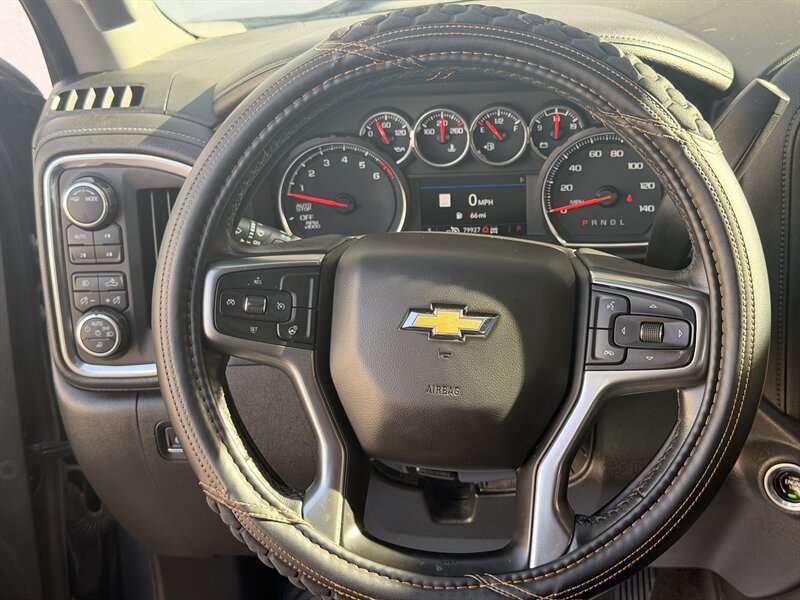 2021 Chevrolet Silverado 1500 LTZ 4WD TRUCK LOW MI CHEVY SILVERADO 1500 Z71 PKG - Photo 14 - Scottsdale, AZ 85257