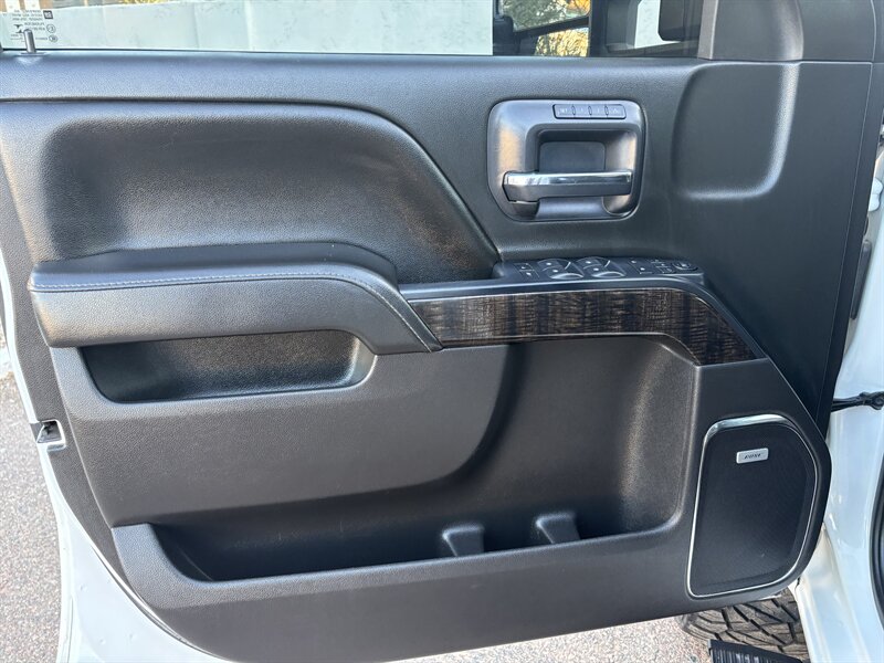 2015 GMC Sierra 2500 Denali DIESEL TRUCK 4WD AZ OWNED TRUCK GMC 2500   - Photo 12 - Scottsdale, AZ 85257