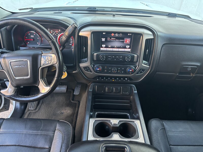 2015 GMC Sierra 2500 Denali DIESEL TRUCK 4WD AZ OWNED TRUCK GMC 2500   - Photo 31 - Scottsdale, AZ 85257