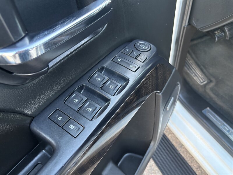 2015 GMC Sierra 2500 Denali DIESEL TRUCK 4WD AZ OWNED TRUCK GMC 2500   - Photo 13 - Scottsdale, AZ 85257