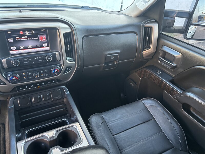 2015 GMC Sierra 2500 Denali DIESEL TRUCK 4WD AZ OWNED TRUCK GMC 2500   - Photo 32 - Scottsdale, AZ 85257
