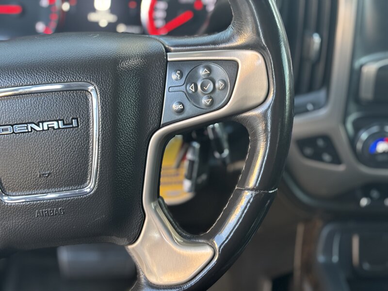 2015 GMC Sierra 2500 Denali DIESEL TRUCK 4WD AZ OWNED TRUCK GMC 2500   - Photo 24 - Scottsdale, AZ 85257