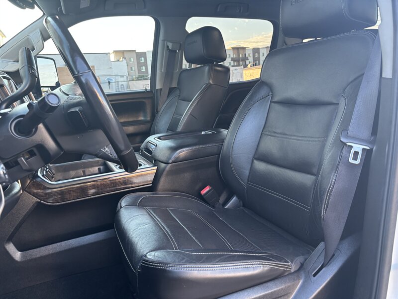 2015 GMC Sierra 2500 Denali DIESEL TRUCK 4WD AZ OWNED TRUCK GMC 2500   - Photo 17 - Scottsdale, AZ 85257