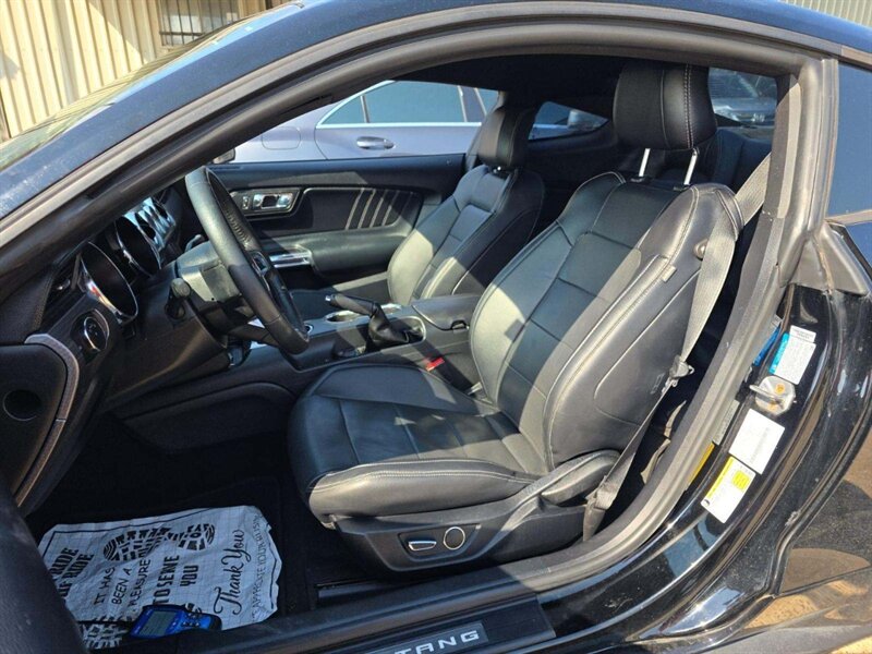2017 Ford Mustang GT Premium 6-SPEED MANUAL 47K MI FORD MUSTANG GT - Photo 5 - Scottsdale, AZ 85257