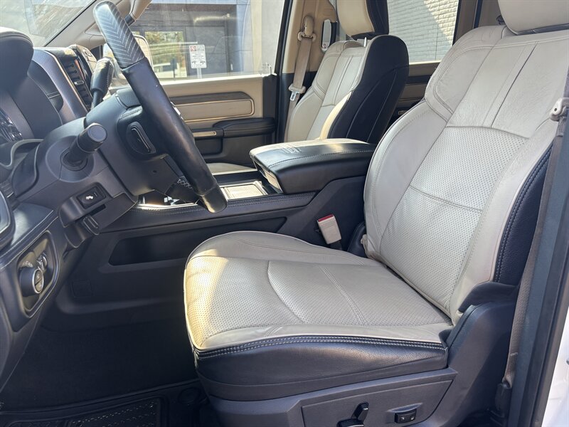 2019 RAM 2500 Limited DIESEL TRUCK 4WD CARFAX 1 OWNER DODGE RAM - Photo 12 - Scottsdale, AZ 85257