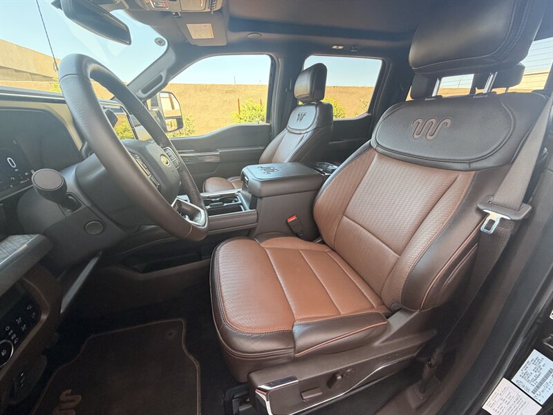 2025 Ford F-250 Super Duty King Ranch LIFTED DIESEL TRUCK 4WD TOYO - Photo 12 - Scottsdale, AZ 85257