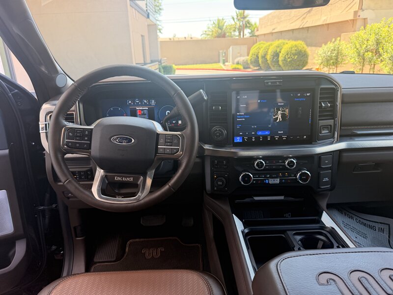 2025 Ford F-250 Super Duty King Ranch LIFTED DIESEL TRUCK 4WD TOYO - Photo 15 - Scottsdale, AZ 85257