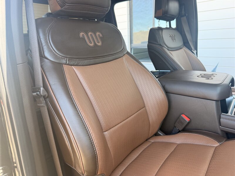 2025 Ford F-250 Super Duty King Ranch LIFTED DIESEL TRUCK 4WD TOYO - Photo 29 - Scottsdale, AZ 85257