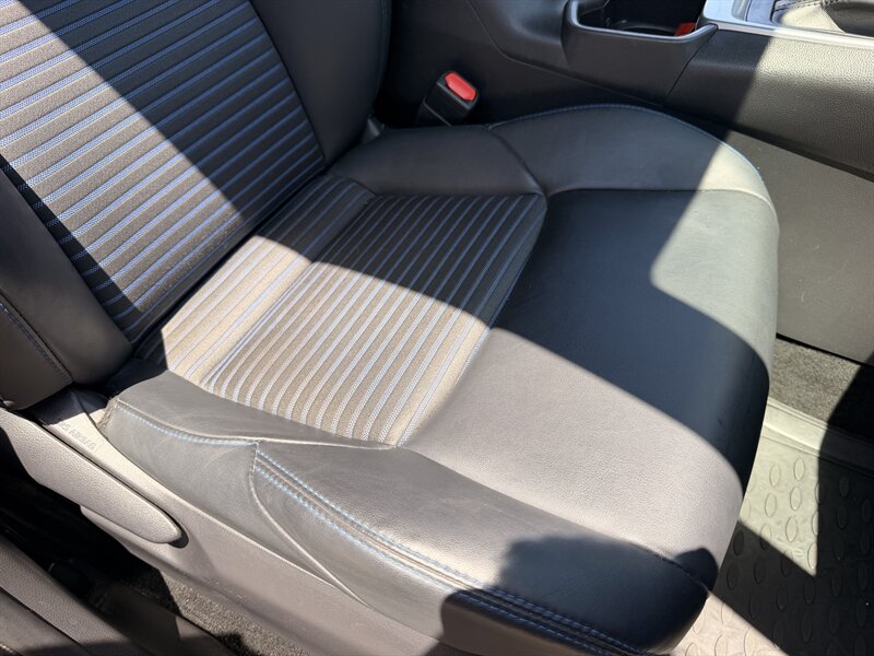2022 Toyota RAV4 Hybrid XSE AWD SUV LOCAL TRADE IN TOYOTA RAV4 HYBRID AWD - Photo 31 - Scottsdale, AZ 85257