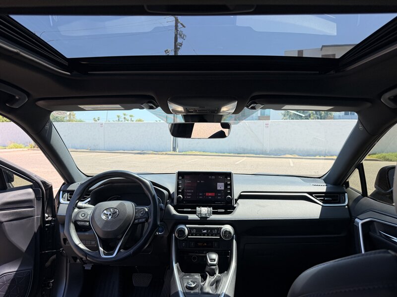 2022 Toyota RAV4 Hybrid XSE AWD SUV LOCAL TRADE IN TOYOTA RAV4 HYBRID AWD - Photo 25 - Scottsdale, AZ 85257