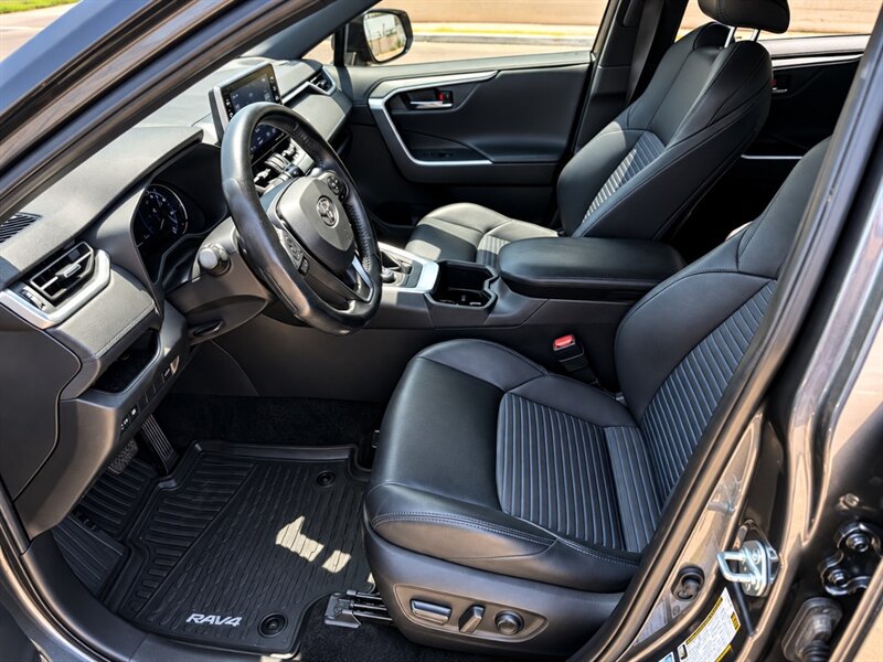 2022 Toyota RAV4 Hybrid XSE AWD SUV LOCAL TRADE IN TOYOTA RAV4 HYBRID AWD - Photo 12 - Scottsdale, AZ 85257