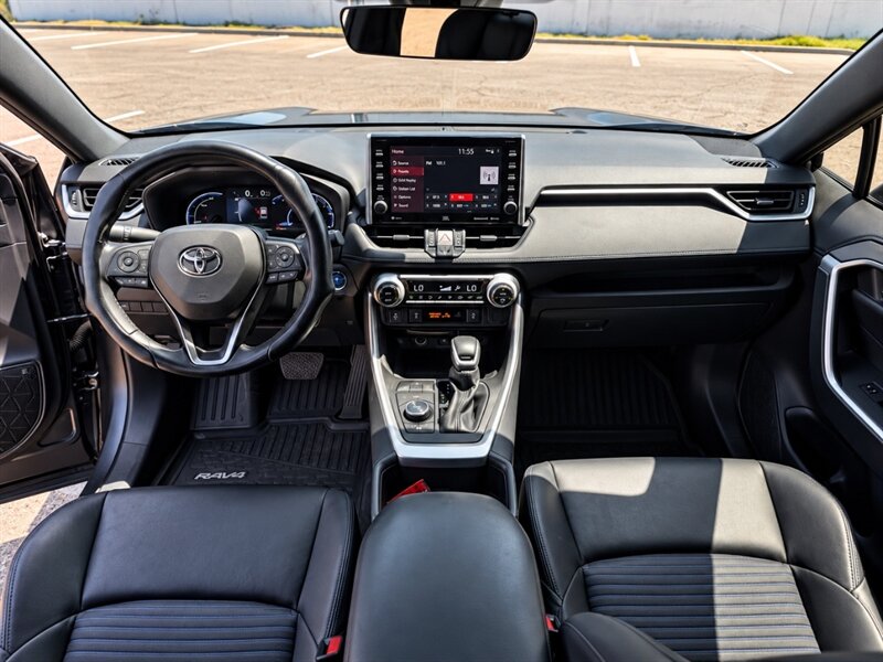 2022 Toyota RAV4 Hybrid XSE AWD SUV LOCAL TRADE IN TOYOTA RAV4 HYBRID AWD - Photo 15 - Scottsdale, AZ 85257