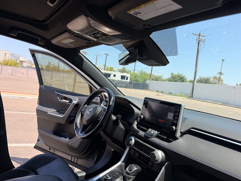 2022 Toyota RAV4 Hybrid XSE AWD SUV LOCAL TRADE IN TOYOTA RAV4 HYBRID AWD - Photo 34 - Scottsdale, AZ 85257