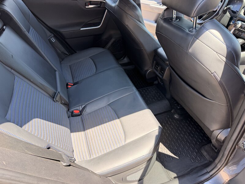2022 Toyota RAV4 Hybrid XSE AWD SUV LOCAL TRADE IN TOYOTA RAV4 HYBRID AWD - Photo 36 - Scottsdale, AZ 85257