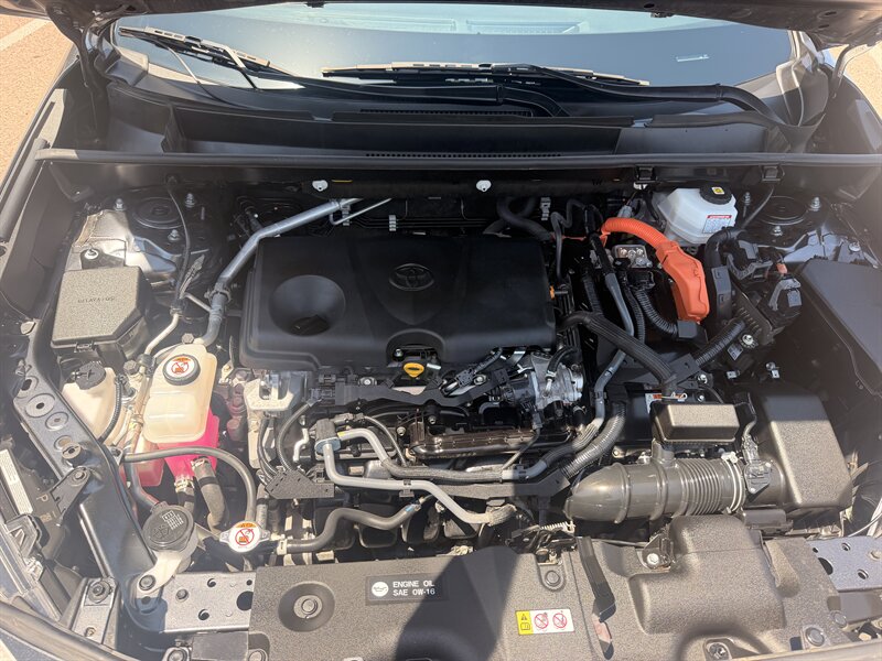 2022 Toyota RAV4 Hybrid XSE AWD SUV LOCAL TRADE IN TOYOTA RAV4 HYBRID AWD - Photo 10 - Scottsdale, AZ 85257