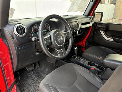 2016 Jeep Wrangler Unlimited Rubicon 4WD SUV JEEP WRANGLER RUBICON   - Photo 13 - Scottsdale, AZ 85257