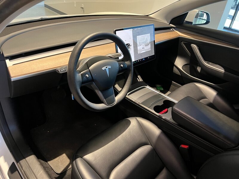 2023 Tesla Model 3 photo 7