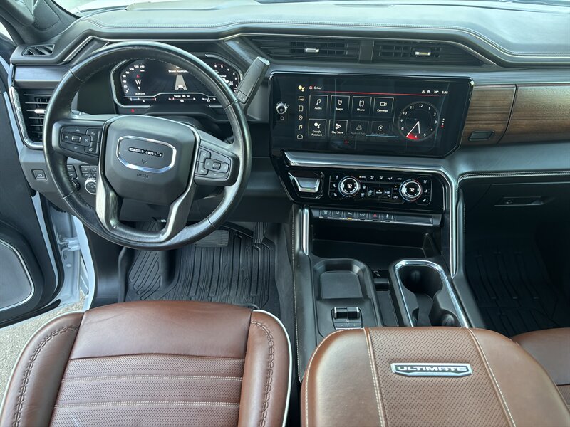2024 GMC Sierra 3500 Denali Ultimate DUALLY DIESEL TRUCK 4WD GMC 3500 - Photo 19 - Scottsdale, AZ 85257