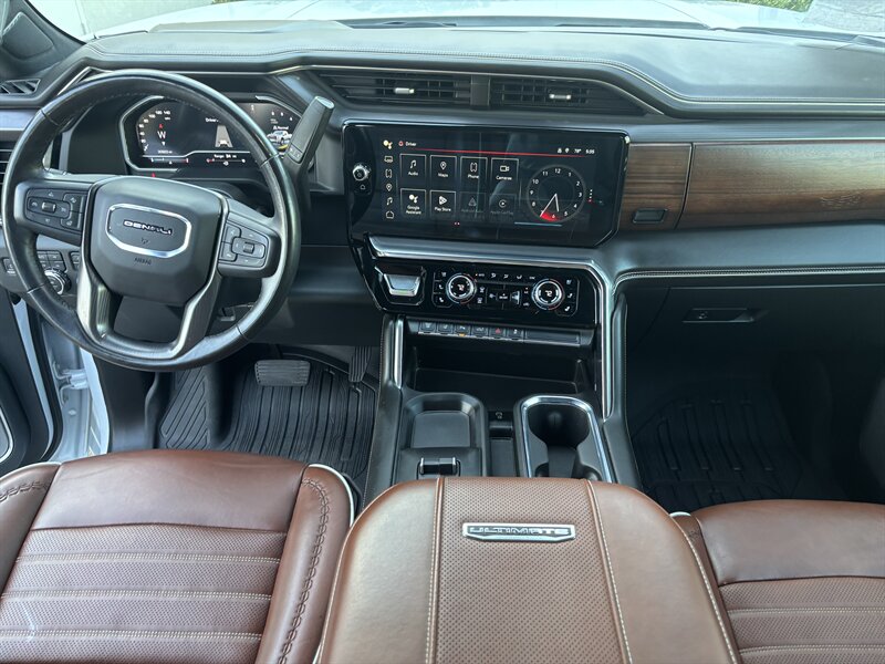 2024 GMC Sierra 3500 Denali Ultimate DUALLY DIESEL TRUCK 4WD GMC 3500 - Photo 31 - Scottsdale, AZ 85257