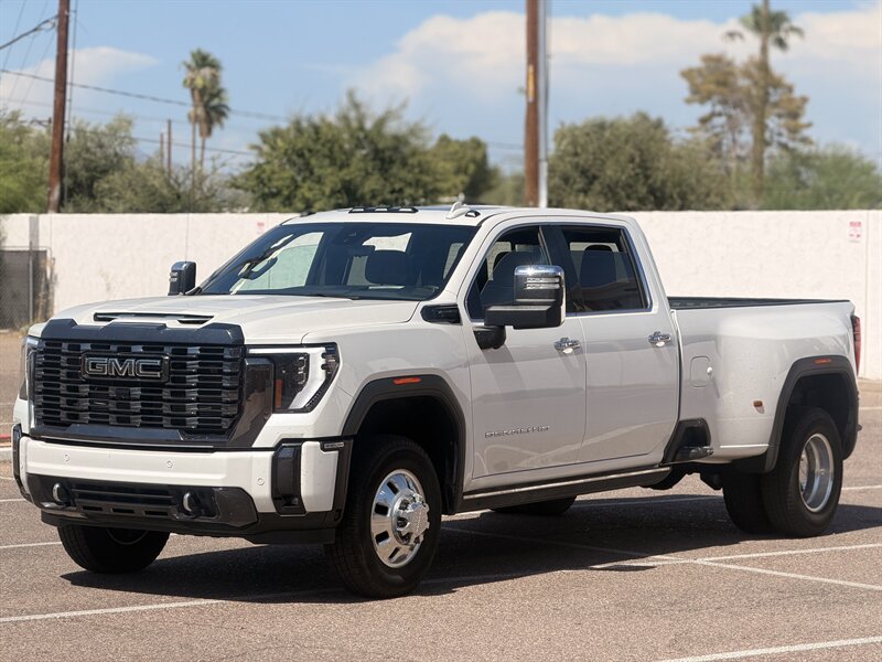 2024 GMC Sierra 3500 Denali Ultimate DUALLY DIESEL TRUCK 4WD GMC 3500 - Photo 8 - Scottsdale, AZ 85257