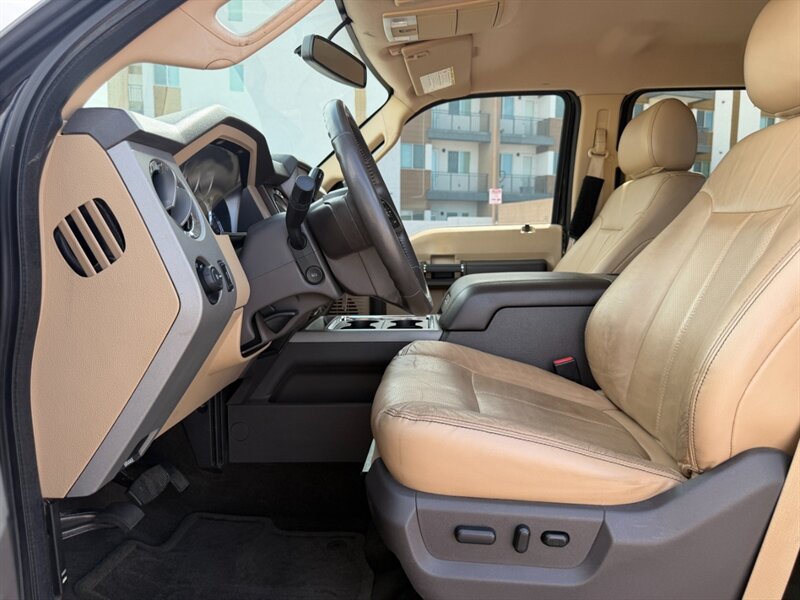 2015 Ford F-250 Super Duty Lariat DIESEL TRUCK 4WD 1 OWNER F250 - Photo 13 - Scottsdale, AZ 85257