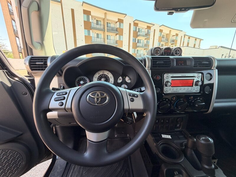 2012 Toyota FJ Cruiser 4WD SUV ARIZONA OWNED 97K MI TOYOTA FJ CRUISER 4X4 - Photo 9 - Scottsdale, AZ 85257