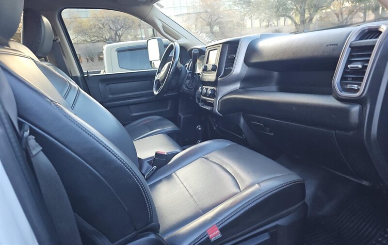 2020 RAM 3500 DUALLY FLAT BED AISIN DIESEL TRUCK 4WD RAM 3500 - Photo 5 - Scottsdale, AZ 85257