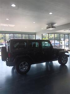 2016 Jeep Wrangler Unlimited Sahara 4WD SUV 6-SPEED MANUAL JEEP SUV   - Photo 3 - Portland, OR 97267