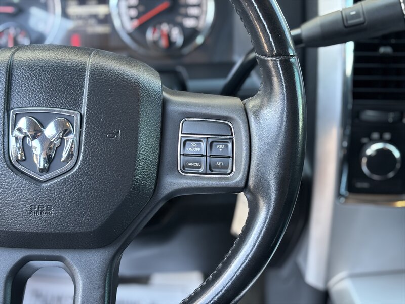 2012 Ram 2500 Laramie photo 22