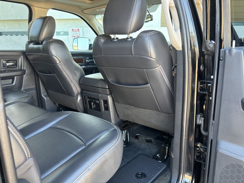 2012 Ram 2500 Laramie photo 35