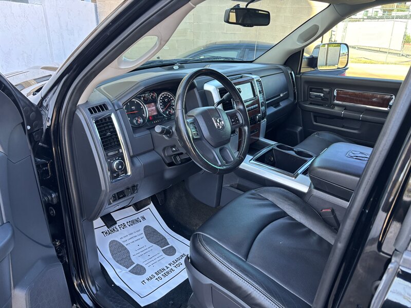 2012 Ram 2500 Laramie photo 12