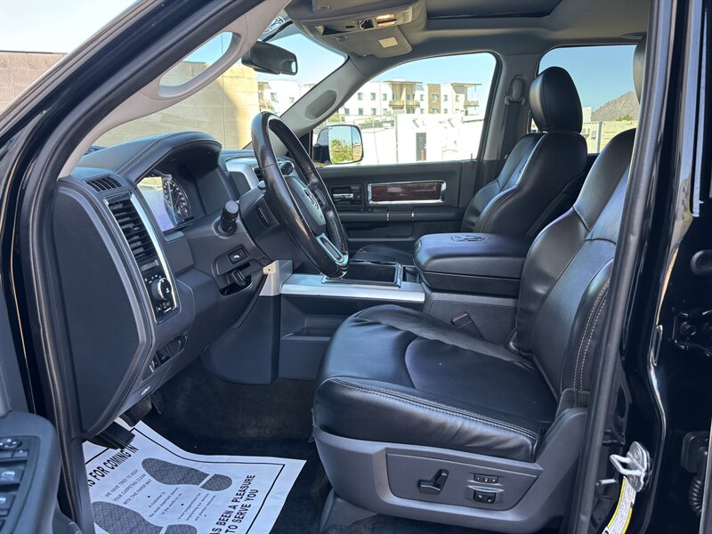2012 Ram 2500 Laramie photo 13