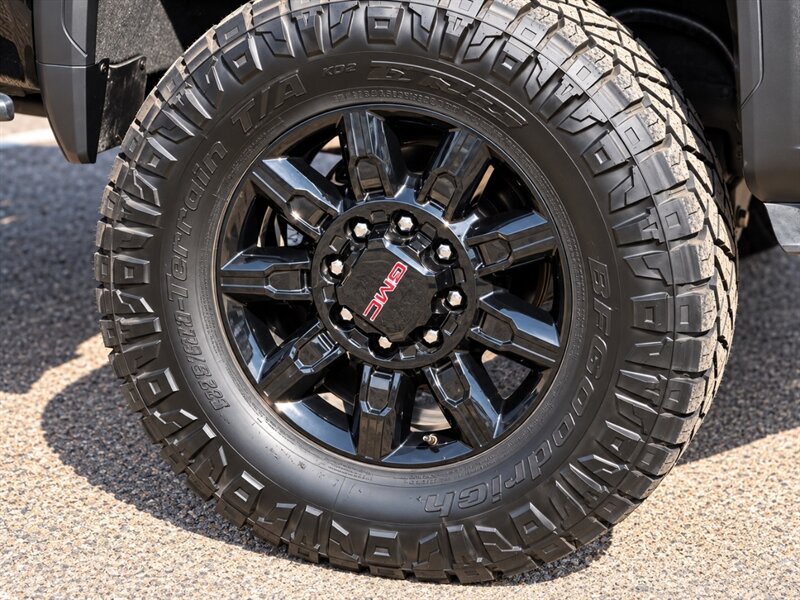 2024 GMC Sierra 2500 AT4 LIFTED DIESEL TRUCK 4WD 37 " NITTO GMC 2500 4X4 - Photo 11 - Scottsdale, AZ 85257