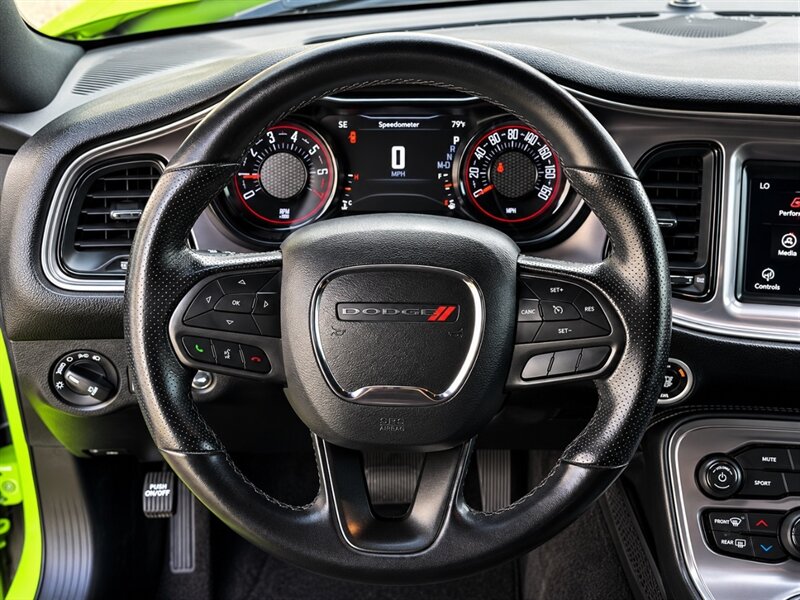 2023 Dodge Challenger CARFAX 1 OWNER VEHICLE BLACKTOP PKG DODGE COUPE - Photo 15 - Scottsdale, AZ 85257